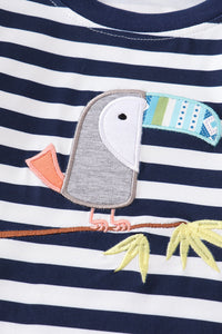 Black stripe parrot embroidery boy top