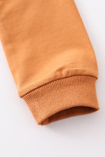 Load image into Gallery viewer, Brown sweatshirt &amp; pants set

