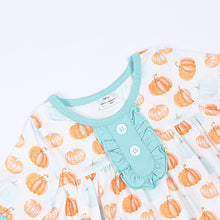Load image into Gallery viewer, Pumpkin print girl dress
