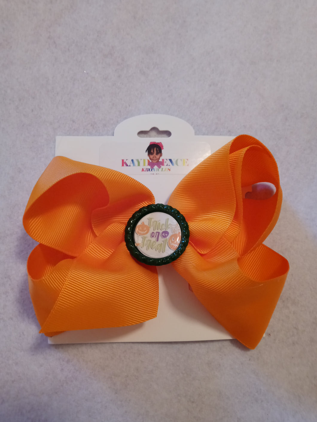 6 Inch Solid Colored Hair Bow with Trick or Treat
