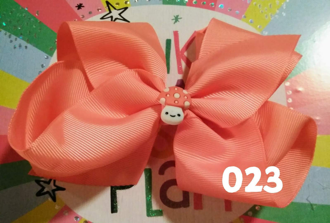 6 Inch Solid Colored Hair Bow with Ladybug