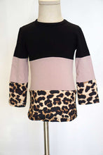 Load image into Gallery viewer, Black grey leopard shirt for girls Mommy &amp; me S1911169
