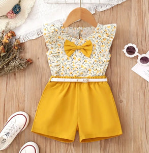 (PREORDER) Girls Bow with Flower Print Set