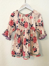 Load image into Gallery viewer, Floral bell sleeve top tunic  MJ-207
